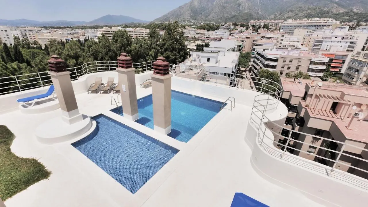 El Arbol - Rooftop Pool - Puerto Deportivo マルベーリャ 0*,