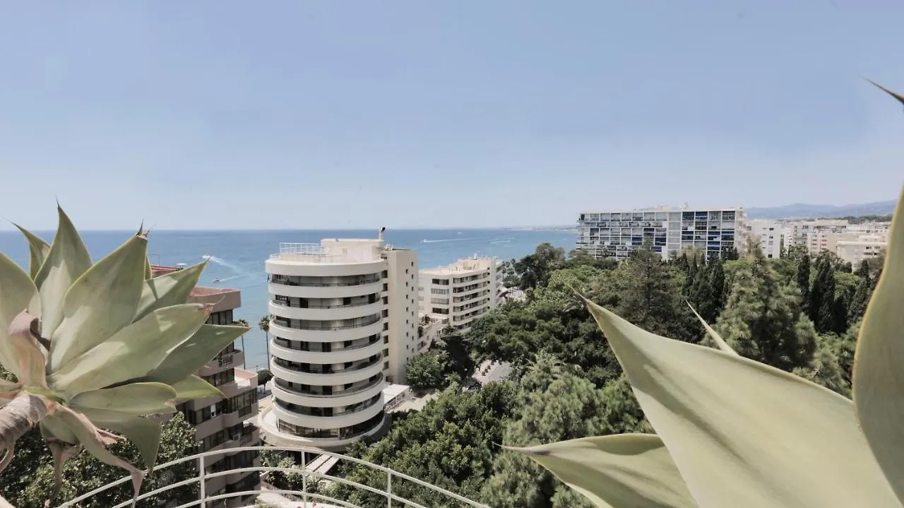El Arbol - Rooftop Pool - Puerto Deportivo マルベーリャ スペイン